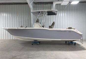 2023 Key West 239 FS Manta Gray/White Boat